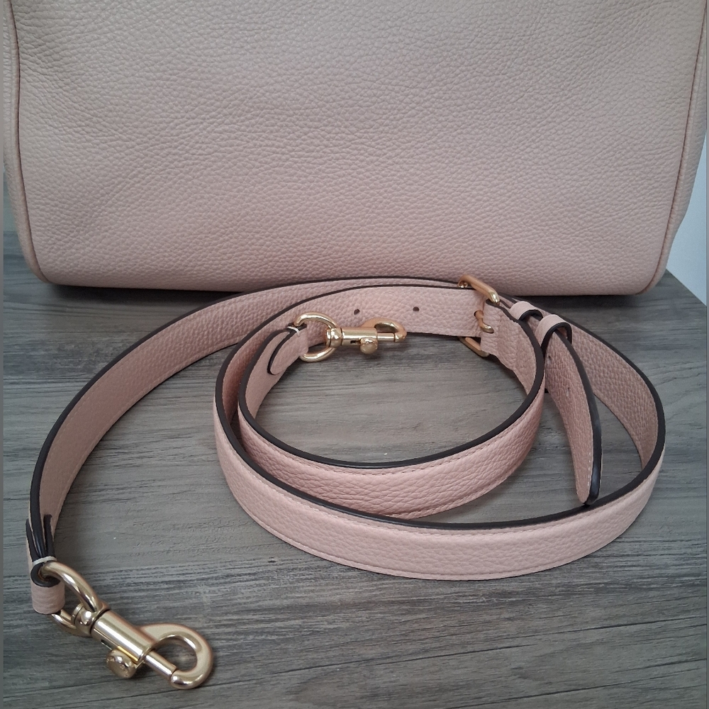 NWOT Coach Rowan Large Satchel With Shell Charm - Picture 7 of 12